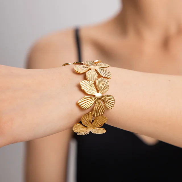Blossom - Bangle