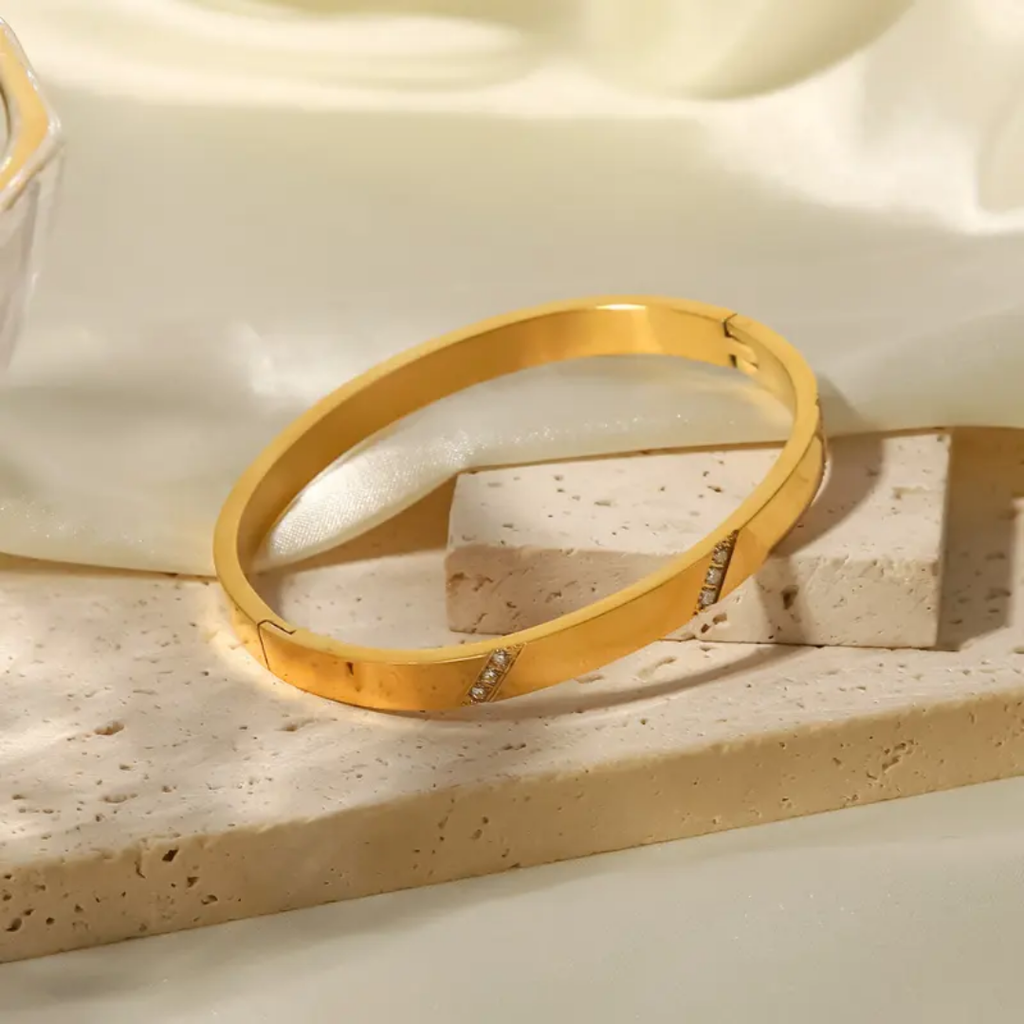 Classy - Bangle