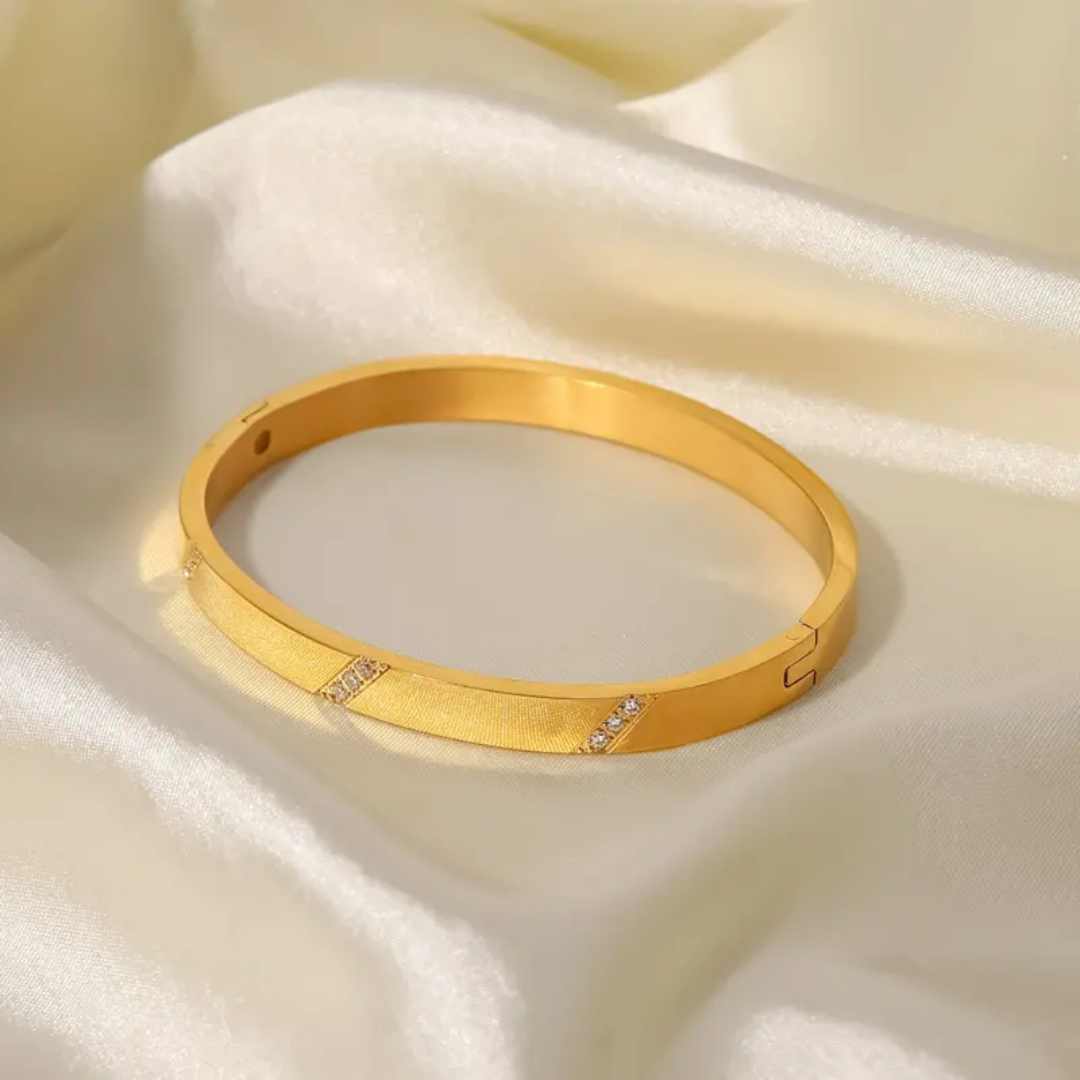 Classy - Bangle