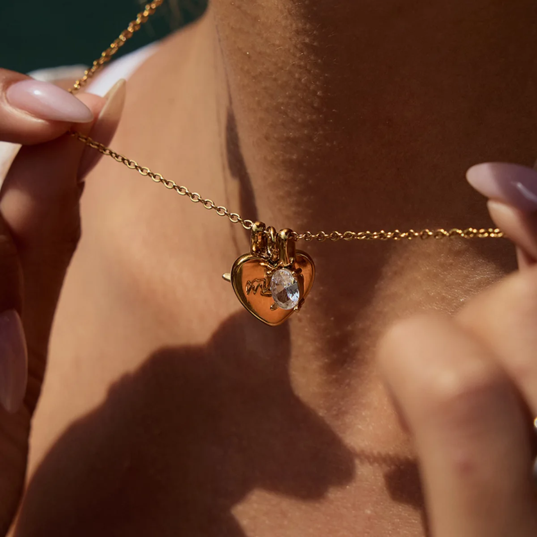 Mom's Heart - 3 Pendants Necklace