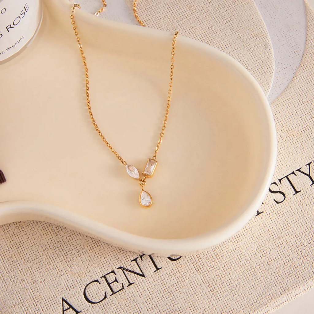 Precious - Necklace