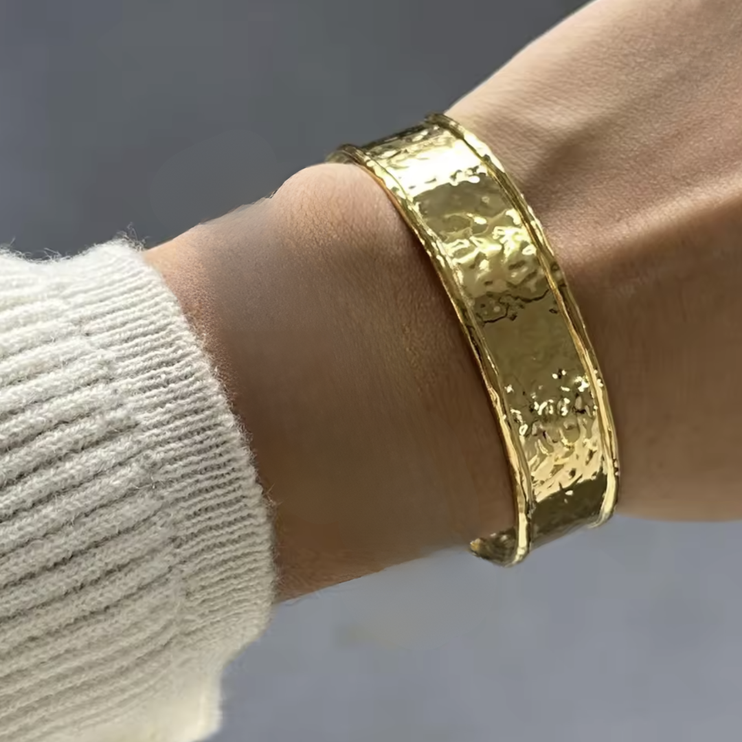 The Charm - Bangle