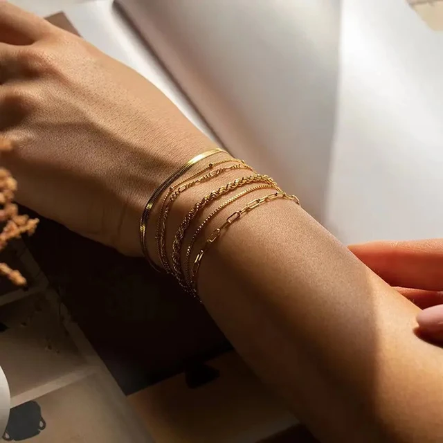 Fashionable - 6 Bracelets Set