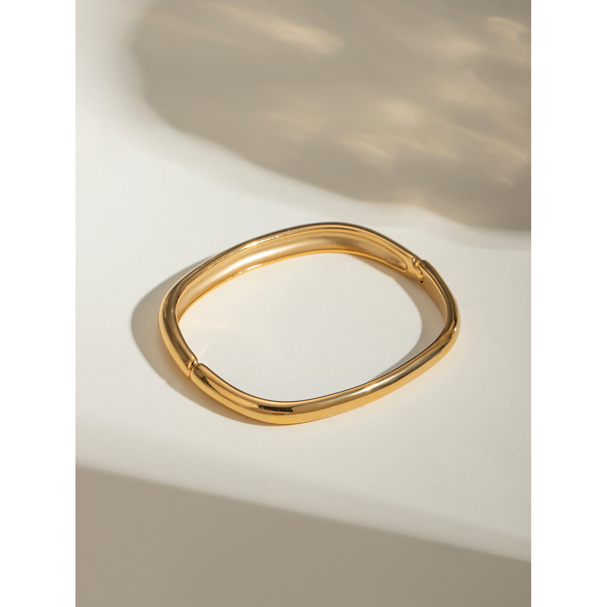 Edgy - Bangle
