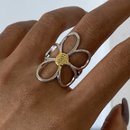 Daisy - Silver Ring