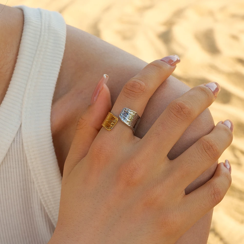Edgy - Gold & Silver Ring