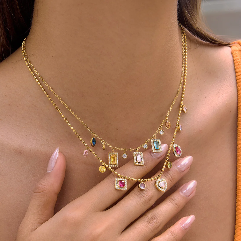 La Vie En Rose - Necklace