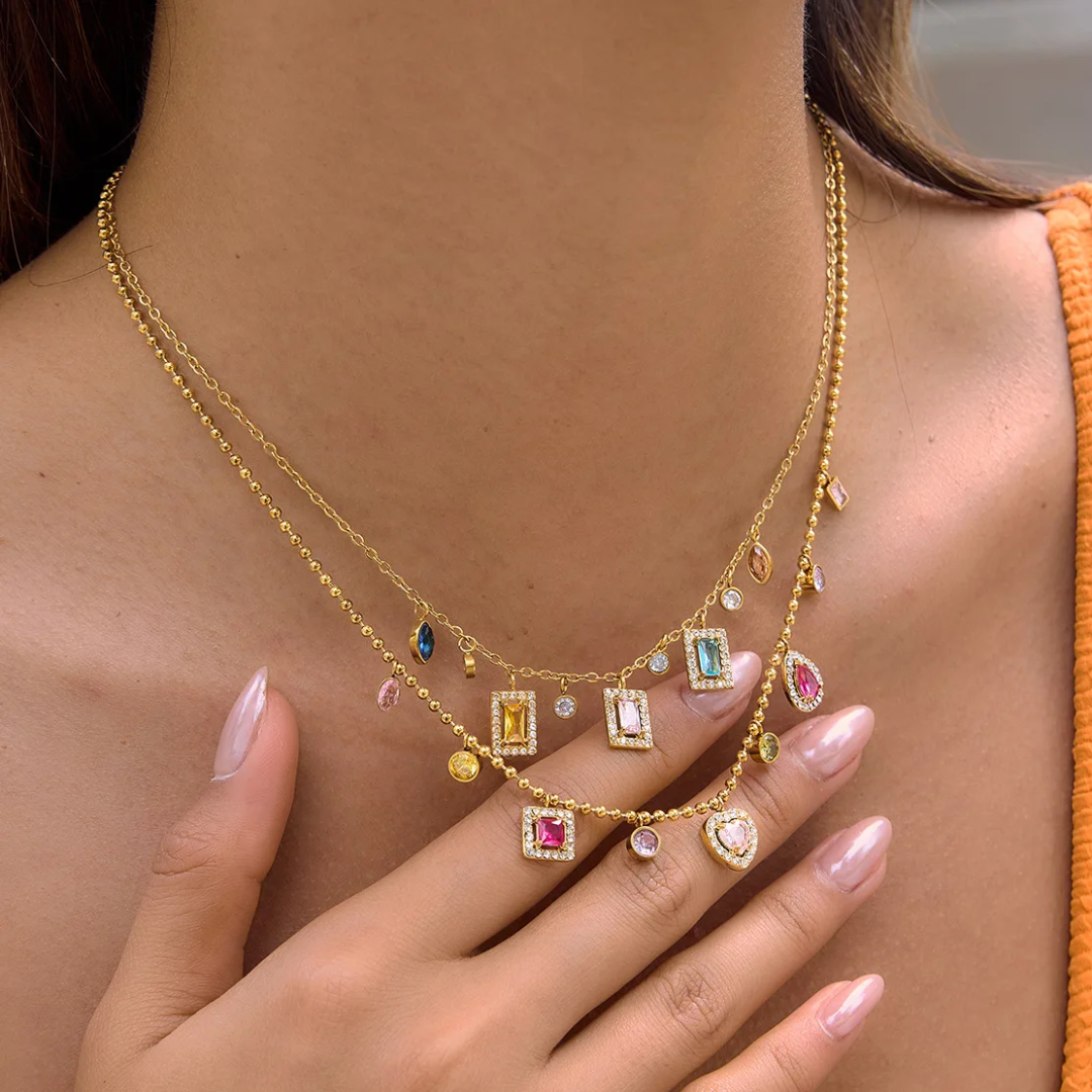 La Vie En Rose - Necklace