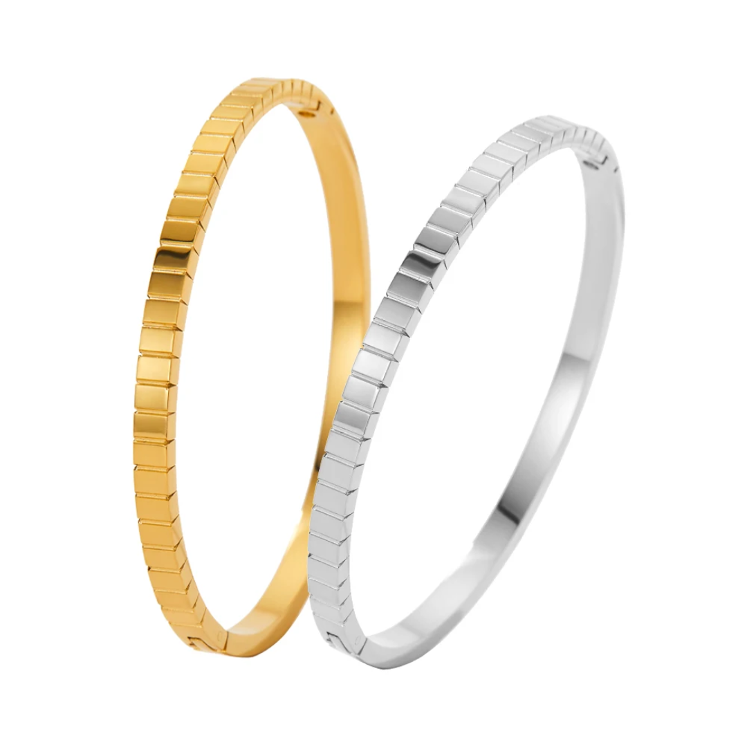 Geometry - Silver Bangle