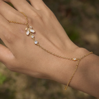 Golden Flutter - Hand Chain