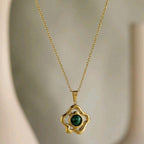 The Green Flower - Necklace