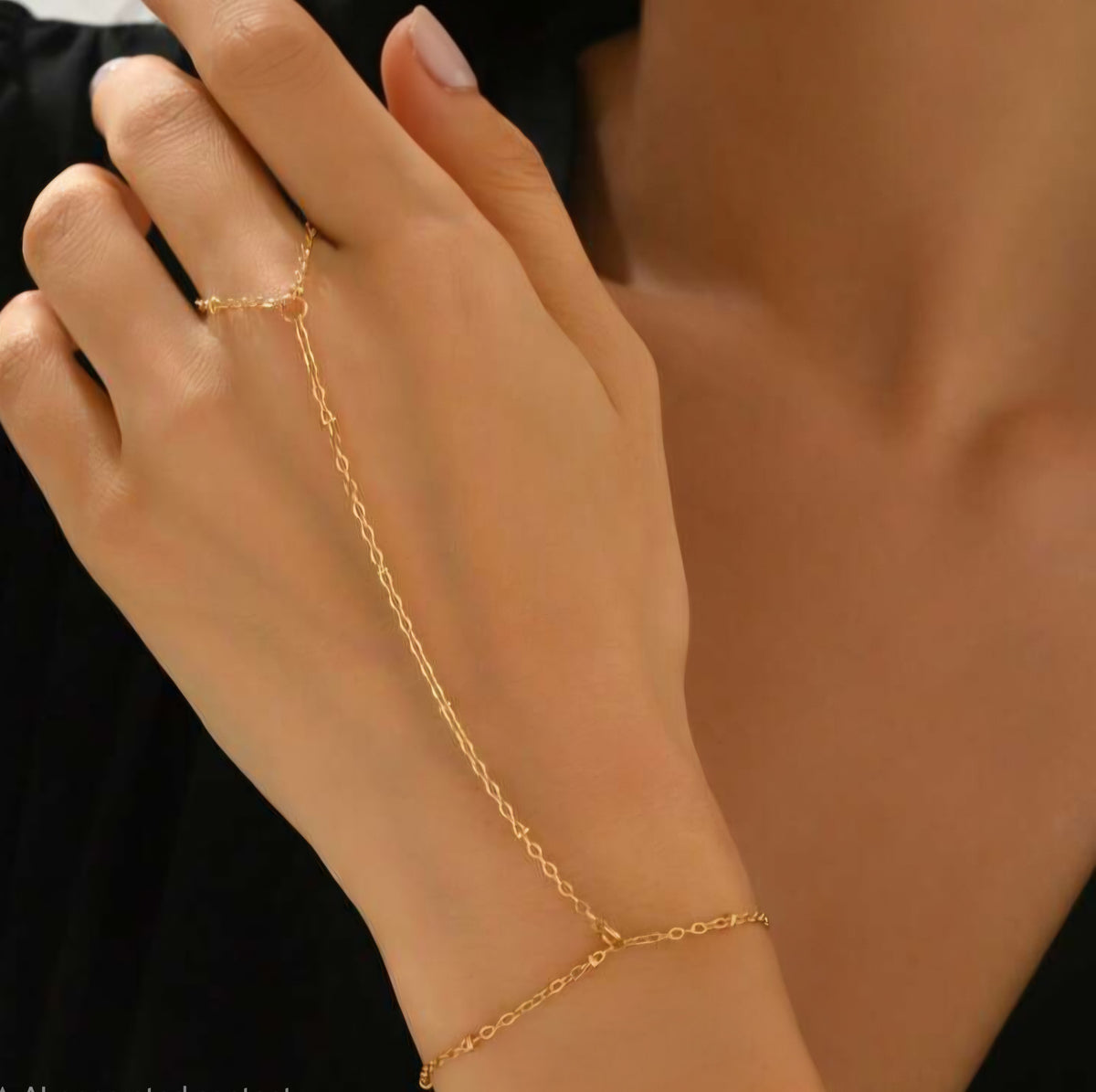 Simplicity - Hand Chain