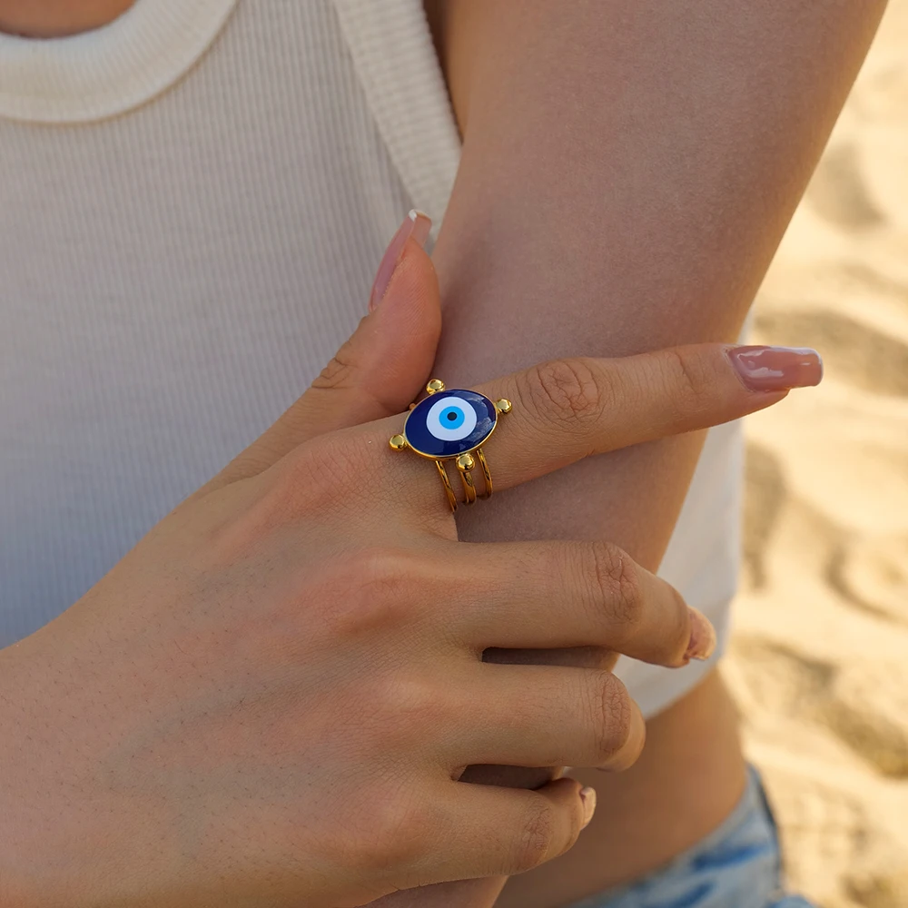 The Ward - Ring