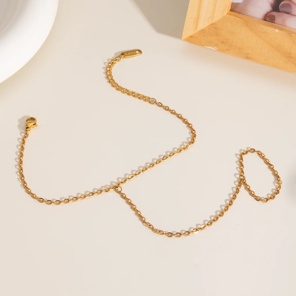 Simplicity - Hand Chain