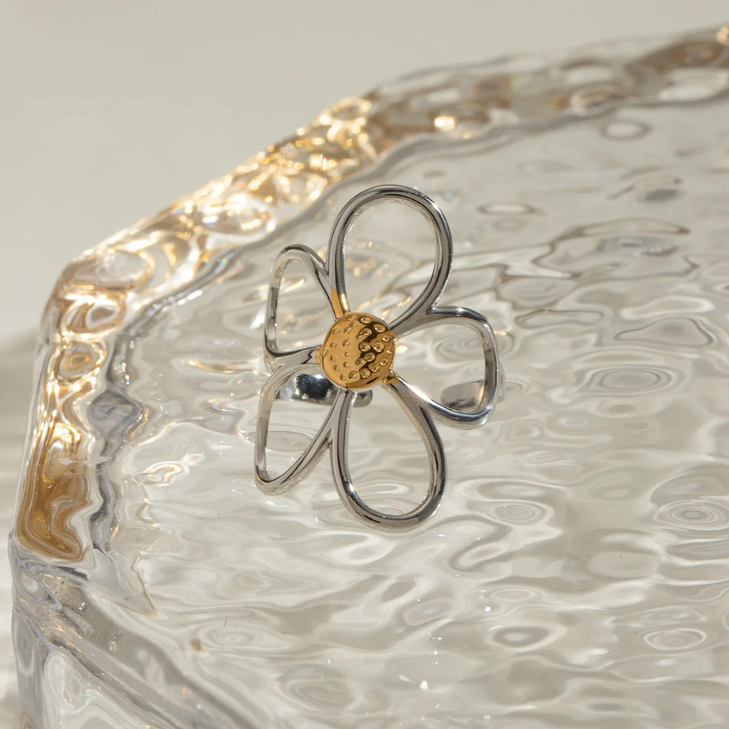 Daisy - Silver Ring