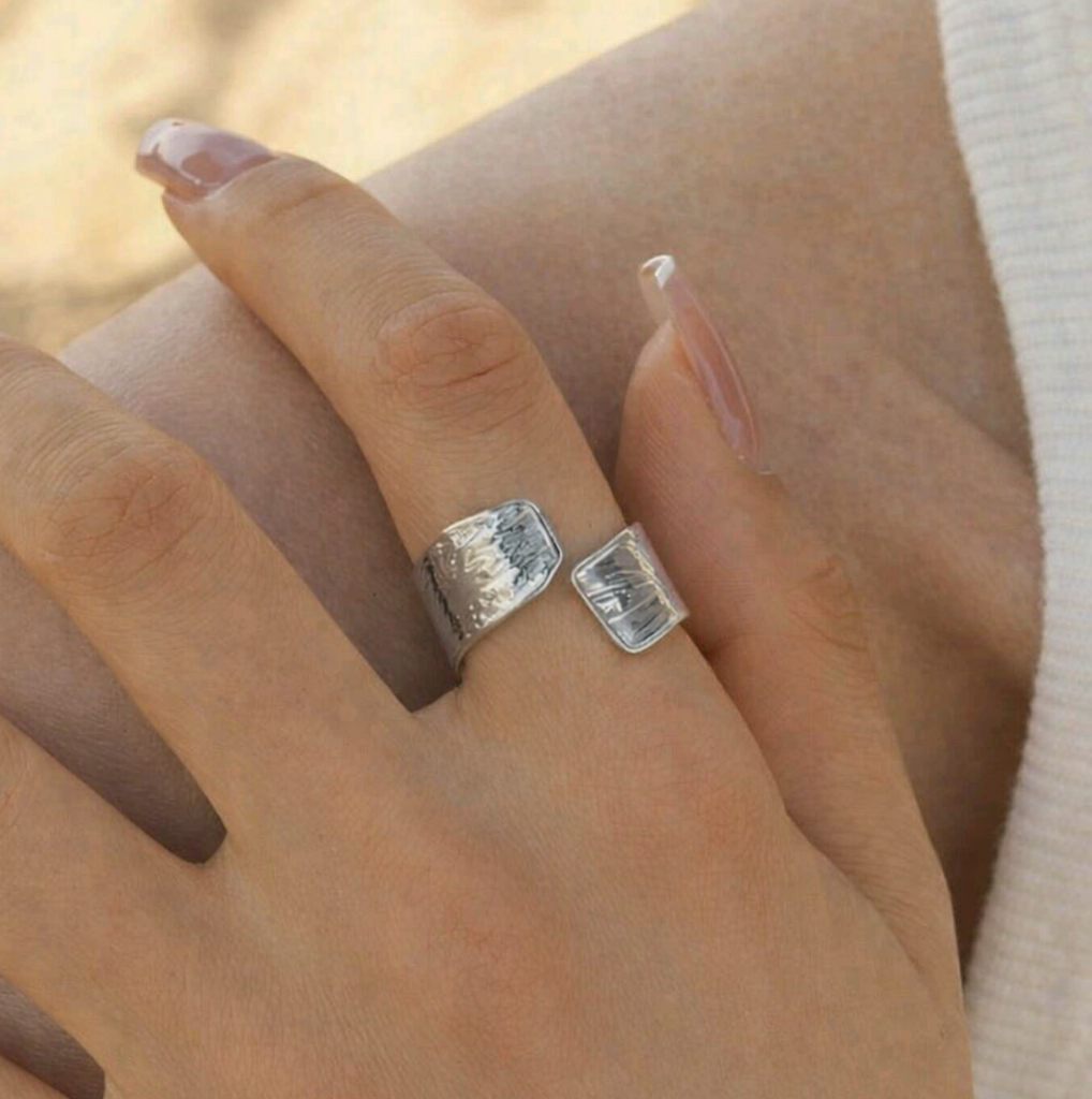 Edgy - Silver Ring