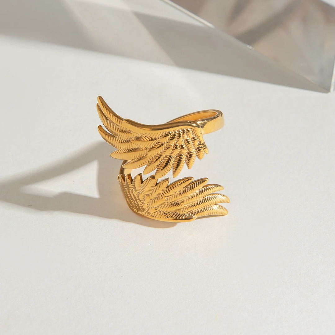 Angel Hug - Ring
