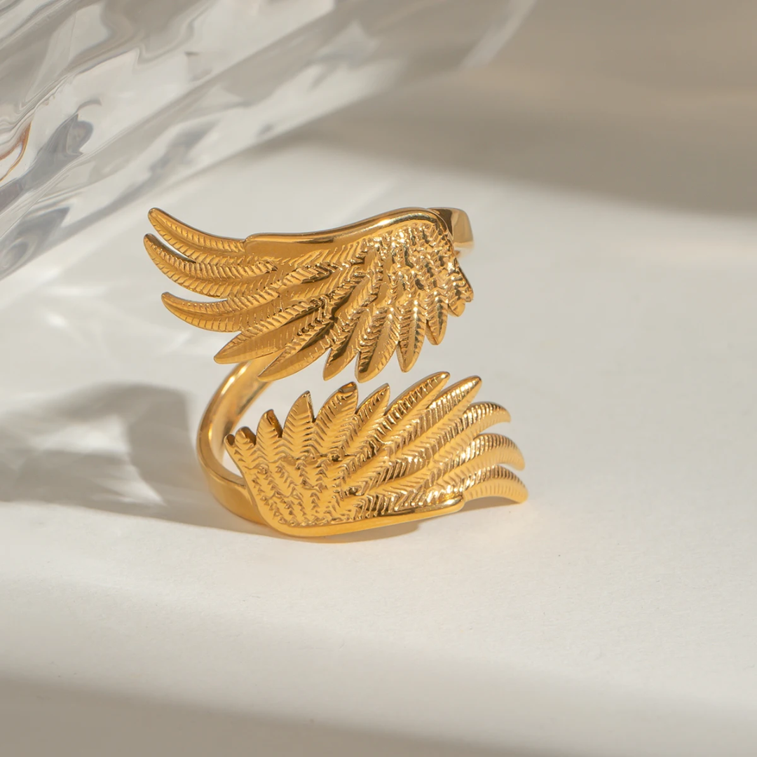 Angel Hug - Ring